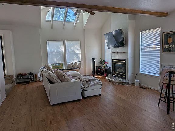 2nd image of 741-743 19th St