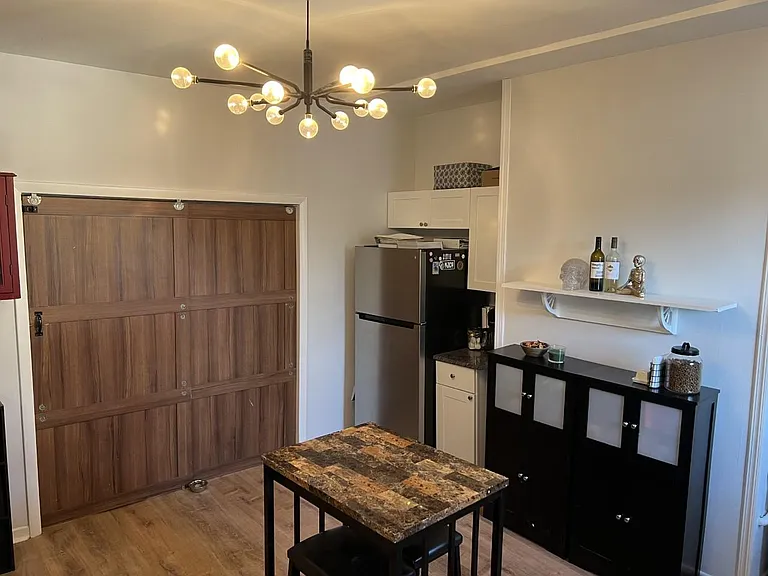 26 Elizabeth St #1 — Photo 7