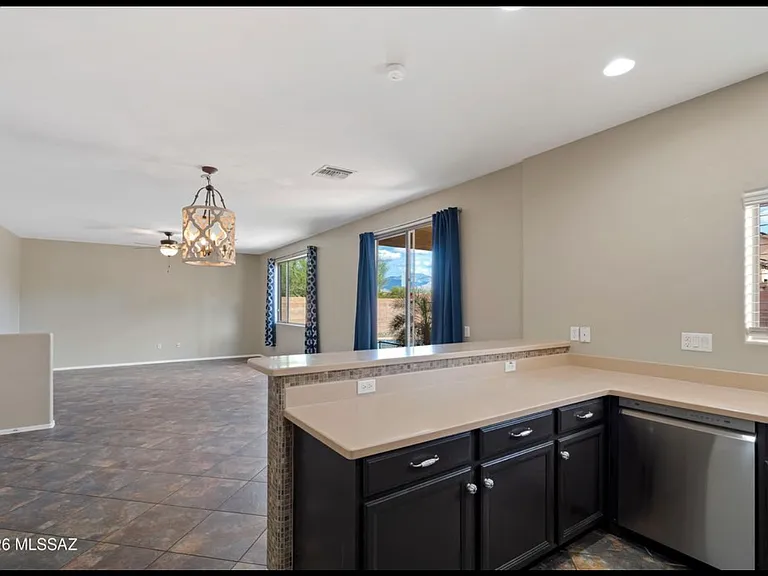 8380 N Weston Pl — Photo 26