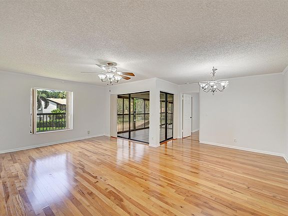 4th image of 3331 Cocoplum Circle #3308