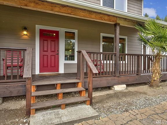 Handsome entryway welcomes you home
