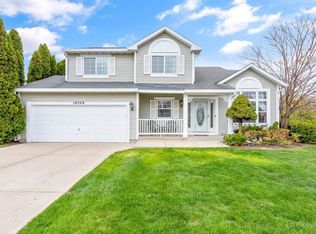 18024 W Stockton Ct, Gurnee, IL 60031