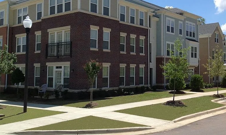 515 Percy Dr #515 — Photo 2