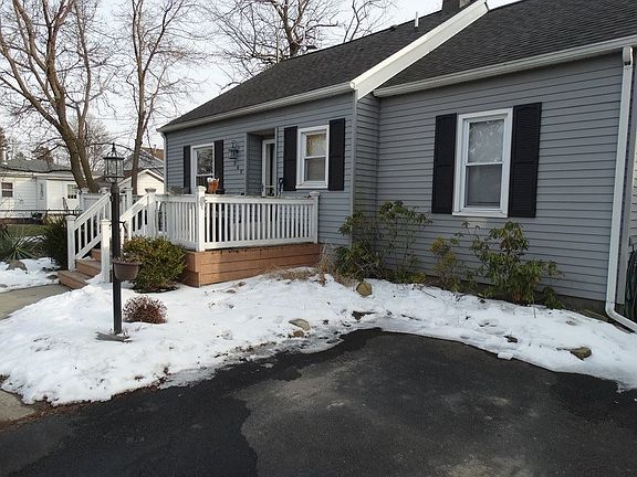 5th image of 707 Sayre St