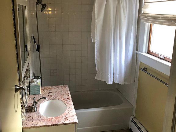 5th image of 16 Canfield St #A