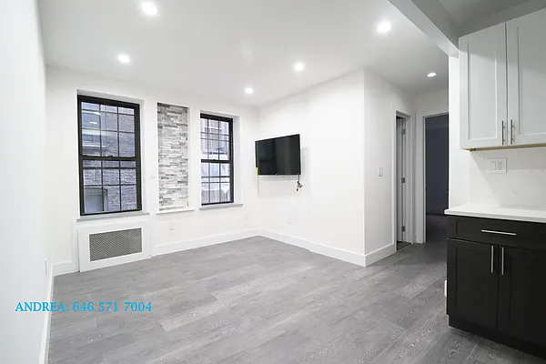 Rented by Uptown Flats LLC | media 16