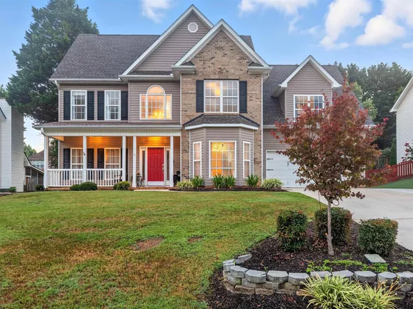 7 Dapple Gray Ct, Simpsonville, SC 29680