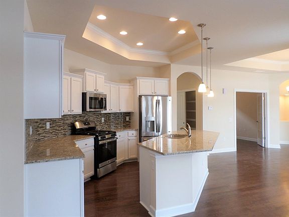 Fully applianced large kitchen with island