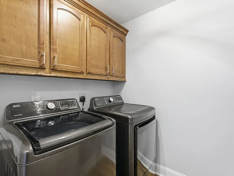 2101 Eureka Way — Photo 46