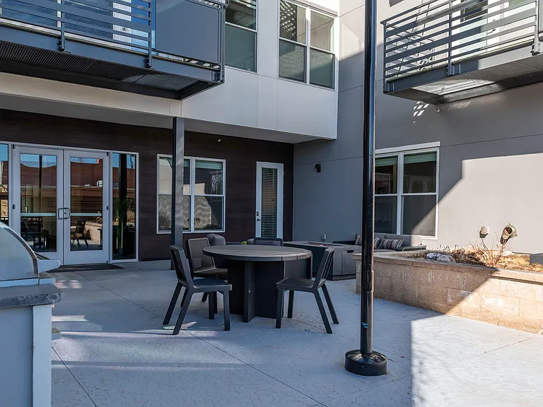 1707 Walnut St #303 — Photo 27