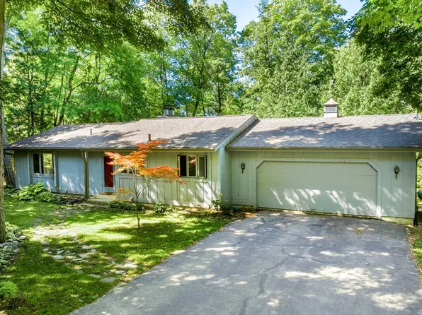 10801 Cardinal Ct, Sister Bay, WI 54234