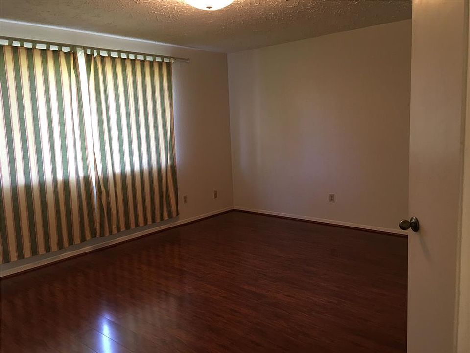 1st image of 22818 Capitol Landing Ln