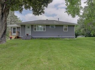 5932 Perry Ave N, Crystal, MN 55429