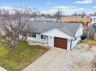 197 Briar Hill Dr, Whiteland, IN