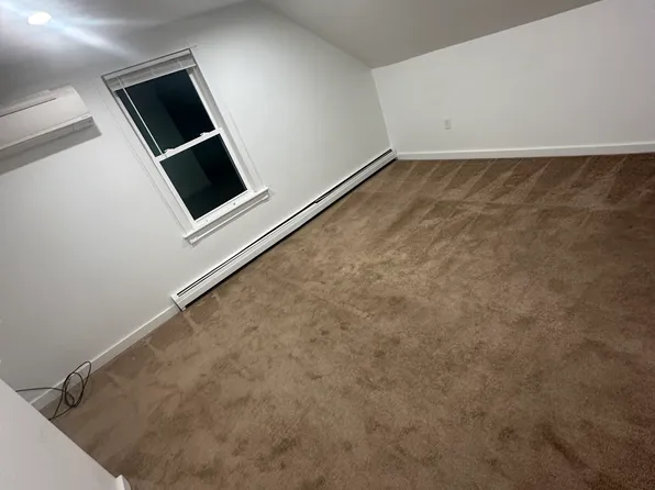 10 Grant St #3, South Hadley, MA 01075