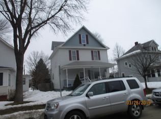 1119 S Kline St, Aberdeen, SD 57401