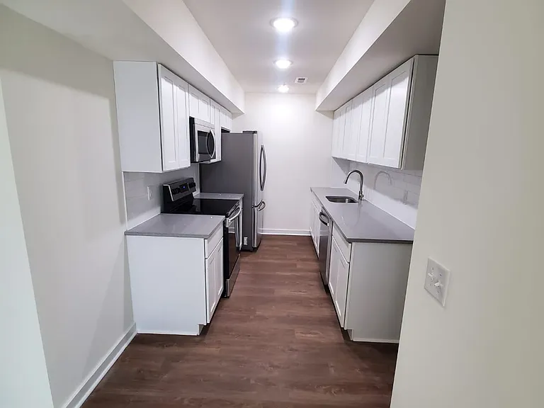 1520 N Sydenham St #2 — Photo 3