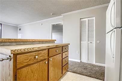 2nd image of 1301 Speer Blvd #204-1