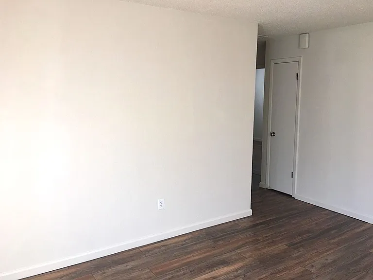 1270 Sutro St — Photo 10