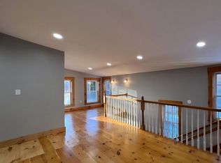 668 Westminster Hill Rd FLOOR 2, Fitchburg, MA 01420