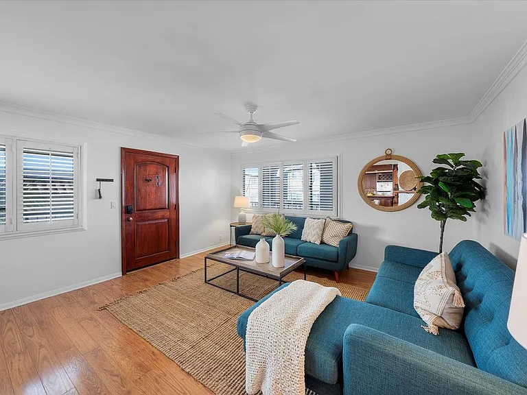 644 Manhattan Beach Blvd #10 — Photo 18