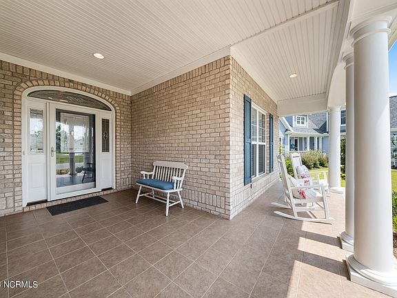 5th image of 5030 Sneadens Cove