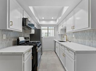 BM Alameda (#251), Burbank, CA 91506