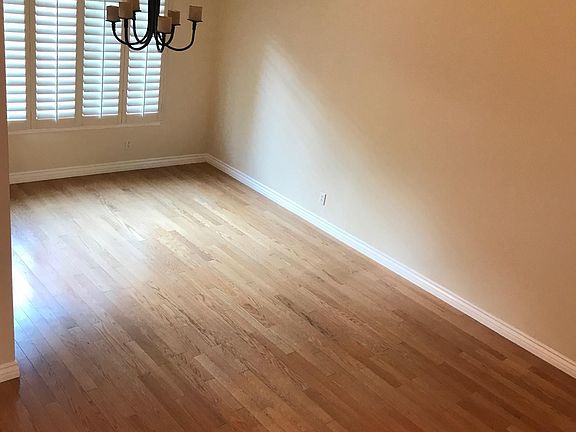 3rd image of 1233 Heatherview Dr