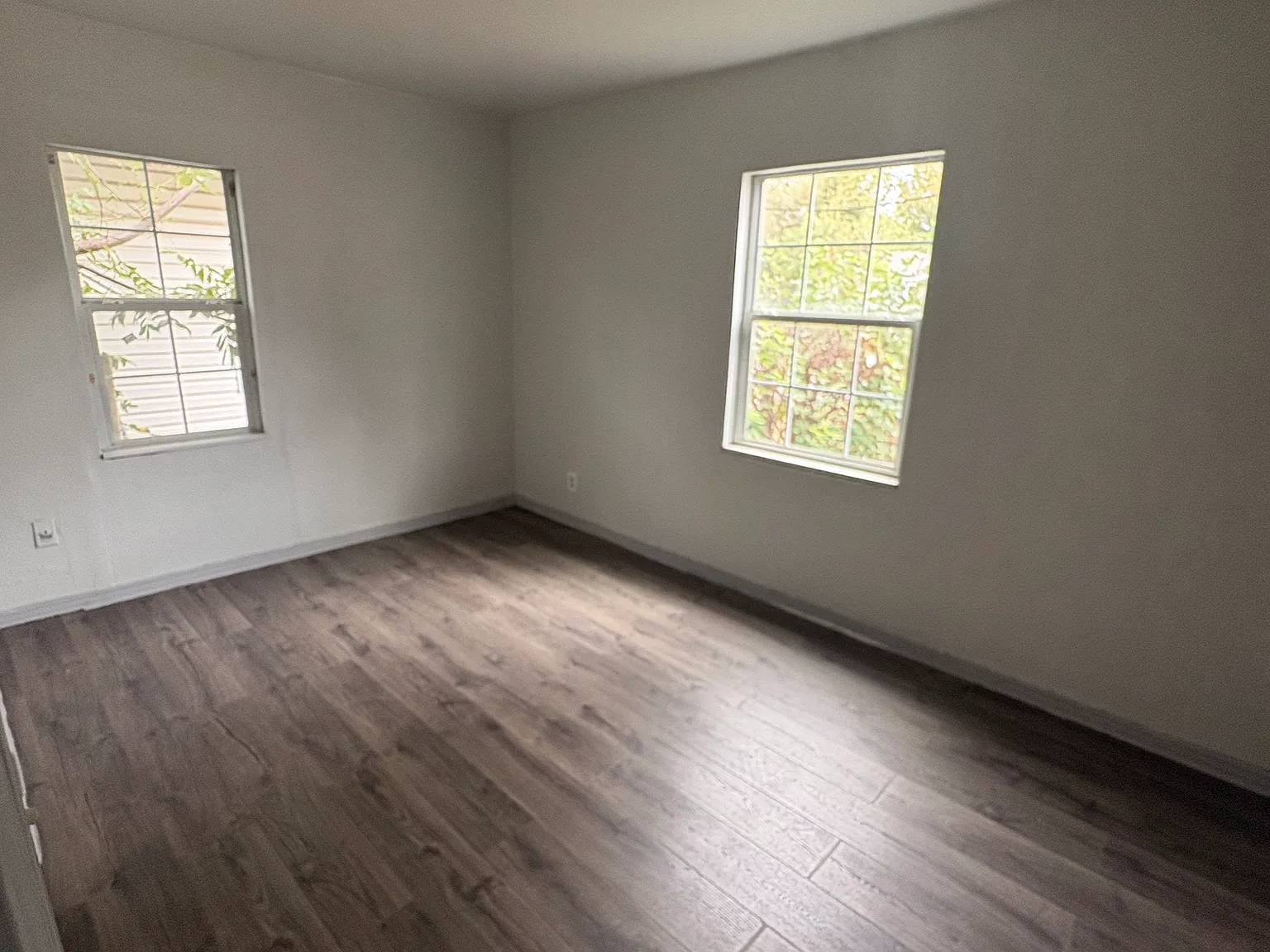 2 bed, 754 sqft, $1,000 — Photo 3