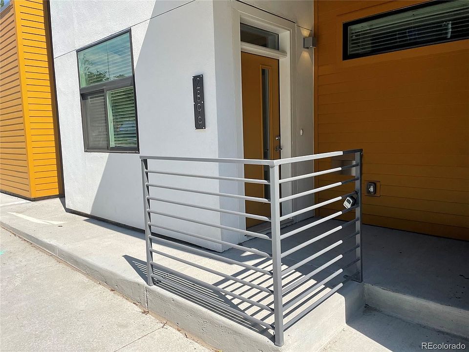 1st image of 2899 W 10th Ave