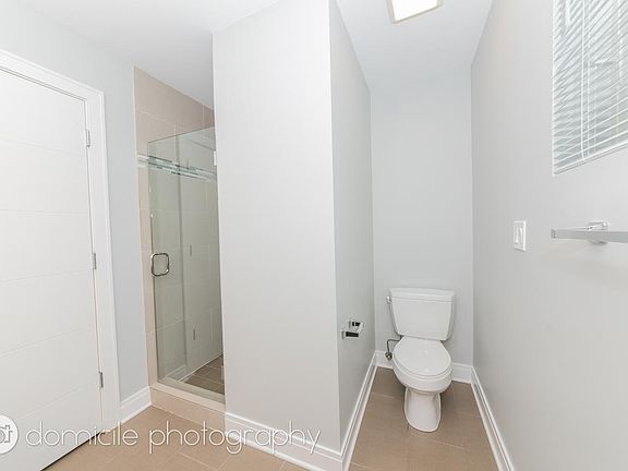4th image of 6212 S Greenwood Ave #A