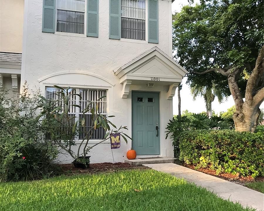 1st image of 11001 Middle Golf Ct #11001
