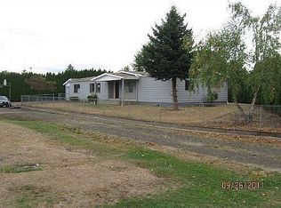 822 E 8th St, Molalla, OR 97038