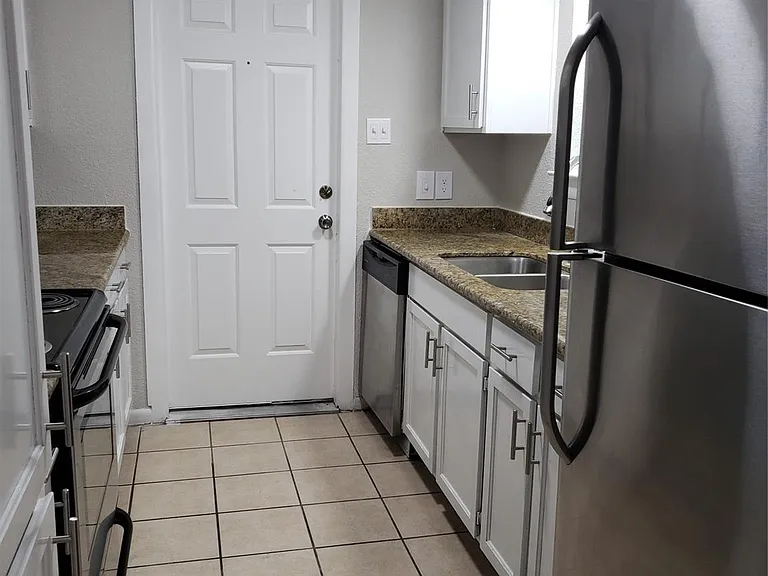 2277 S Kirkwood Rd #1115 — Photo 6