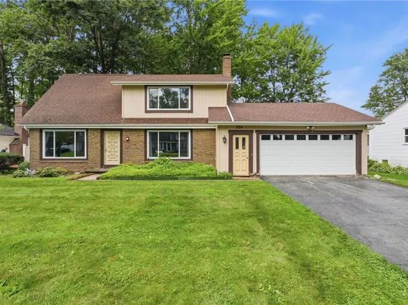 304 Orchard Creek Ln, Rochester, NY 14612