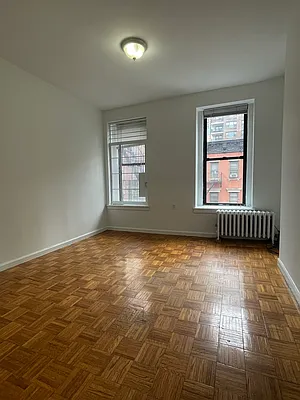 Rented by Peter R. Hungerford, LREB | media 15