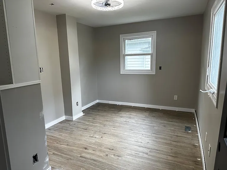 6218 Kearney Ave — Photo 8