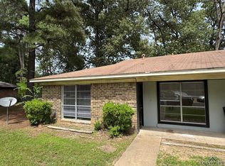 3500B Denson Dr, Longview, TX 75604