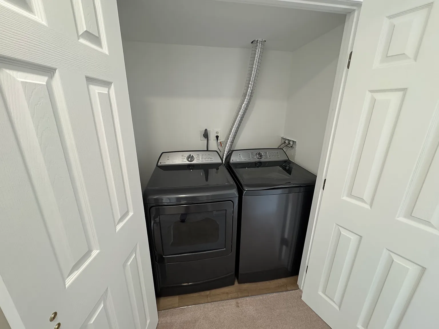 1 bed, 753 sqft, $1,900 — Photo 4