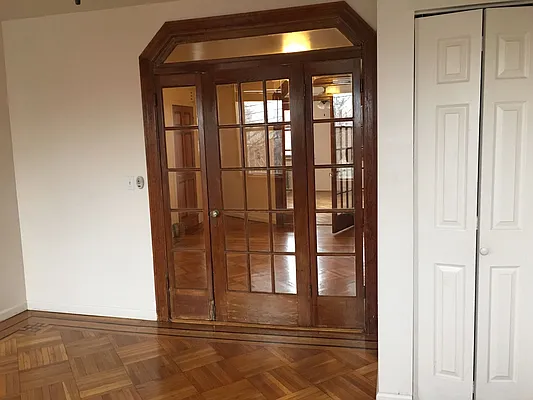 Rented by Realty Collective | media 7