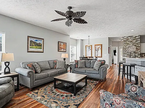 3 bed, 1263 sqft, $1,900 — Photo 3