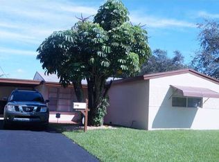 6601 Douglas St, Hollywood, FL 33024