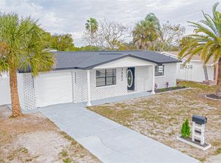 7303 Oak Crest Dr, Port Richey, FL 34668