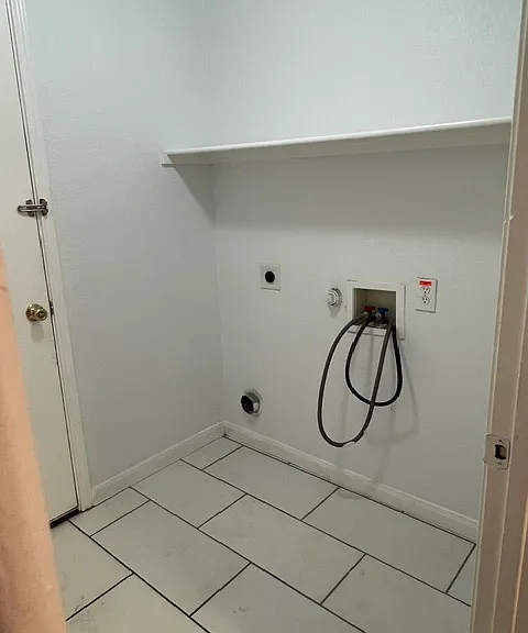 2132 Van Zandt Dr — Photo 15