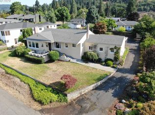 734 NE Grandview Blvd, White Salmon, WA