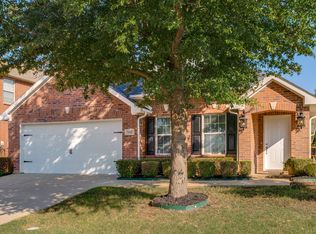 5423 Lavaca Rd, Grand Prairie, TX 75052