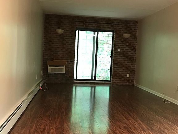 5th image of 6805 242nd St APT 3R