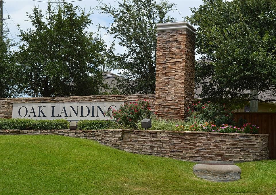 Subdivision entrance