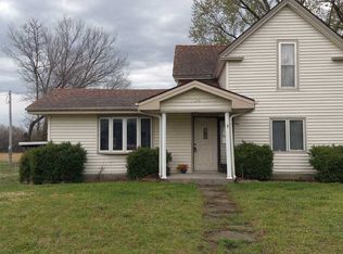 734 Lincoln St, Clyde, KS 66938
