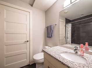 15 Kings Wharf Pl #AK304, Halifax, NS B2Y0C2